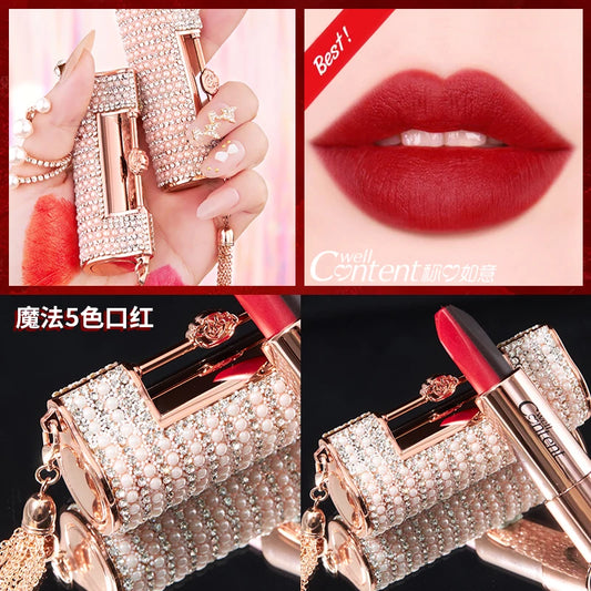 5-in-1 Matte Velvet Lipstick - 5 stunning shades in one lipstick